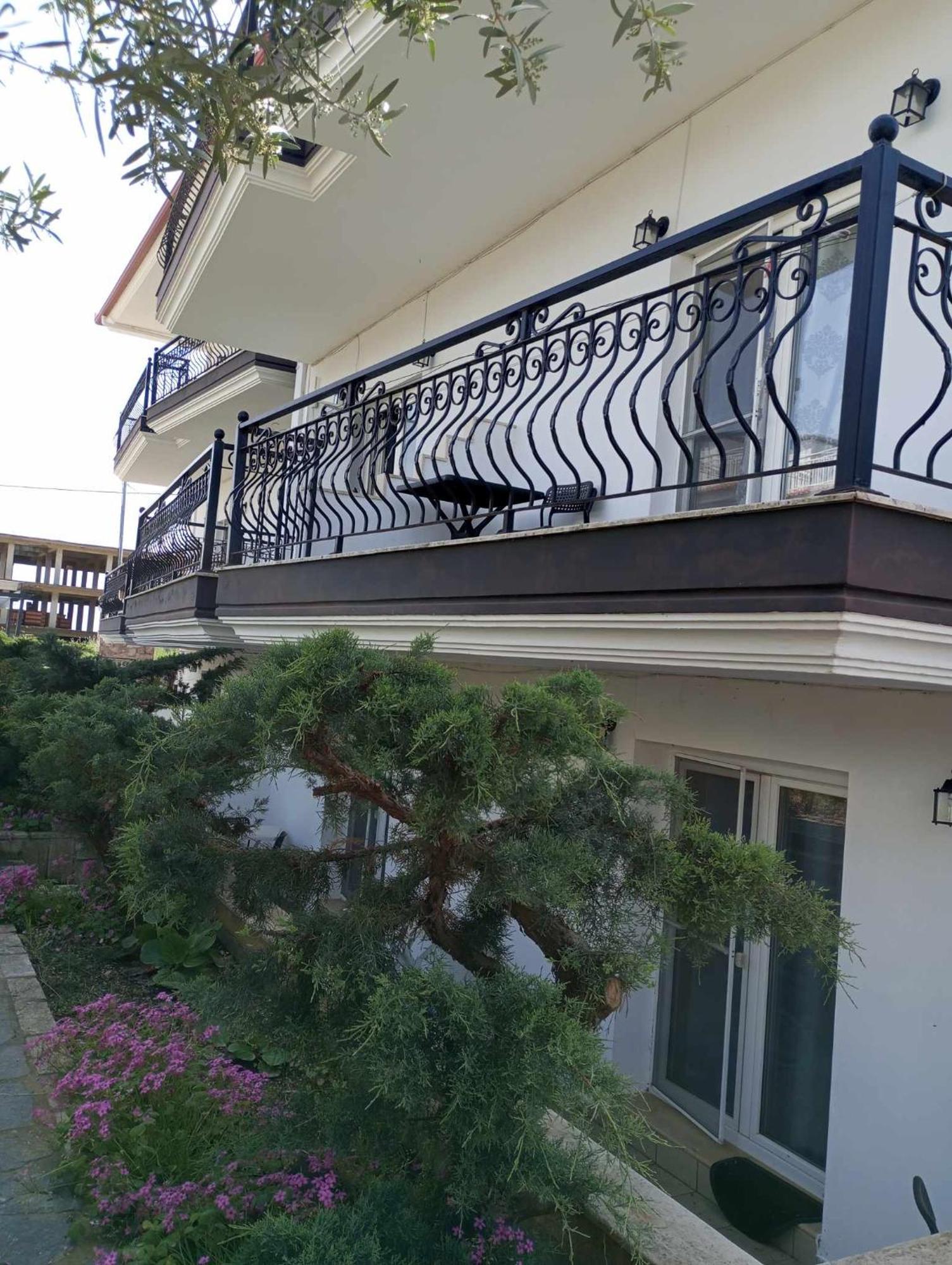 Villa Camellia Врасна Екстериор снимка