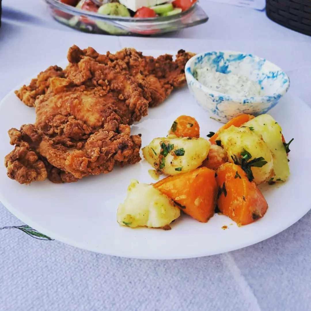 Villa Camellia Врасна Екстериор снимка