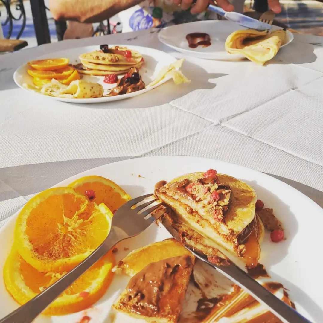 Villa Camellia Врасна Екстериор снимка