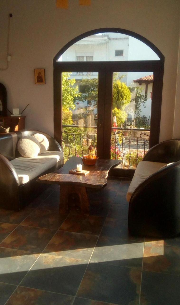 Villa Camellia Врасна Екстериор снимка